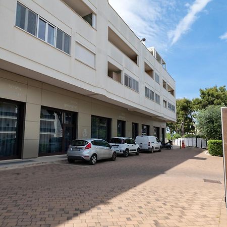 Monopoli Favolosa - Spacious 100Mq Apt. W/ Parking Екстер'єр фото